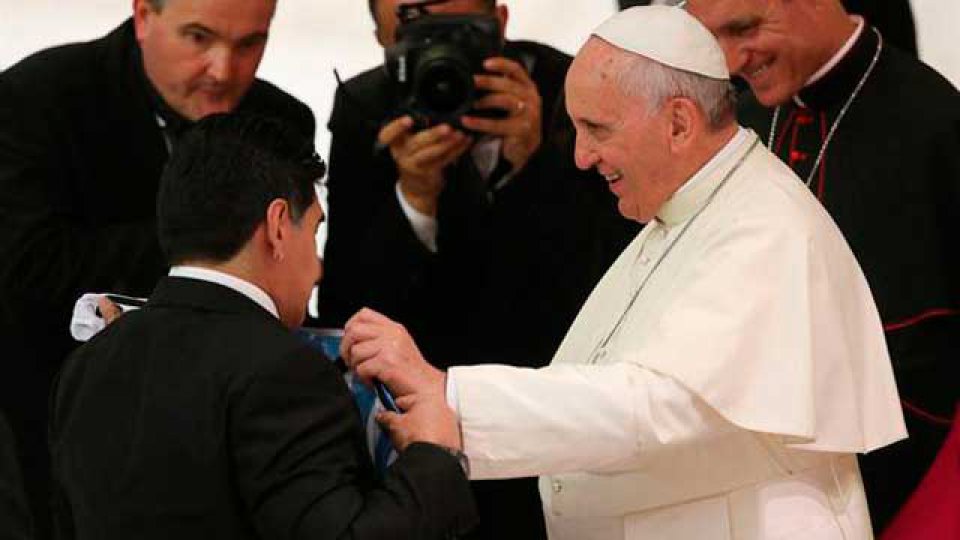 Francisco y Maradona durante el encuentro.
