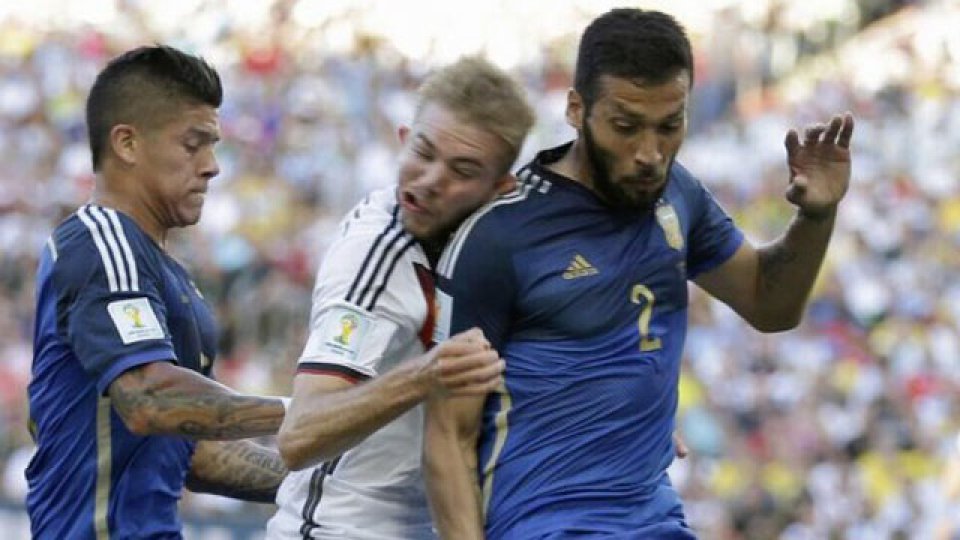 Kramer dijo que quería cambiar su camiseta con el árbitro.