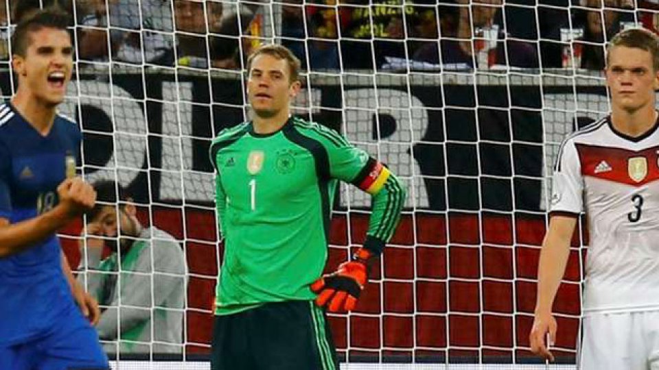 Martino se jug&oacute; por Lamela y Coco le respondi&oacute; con un gol.