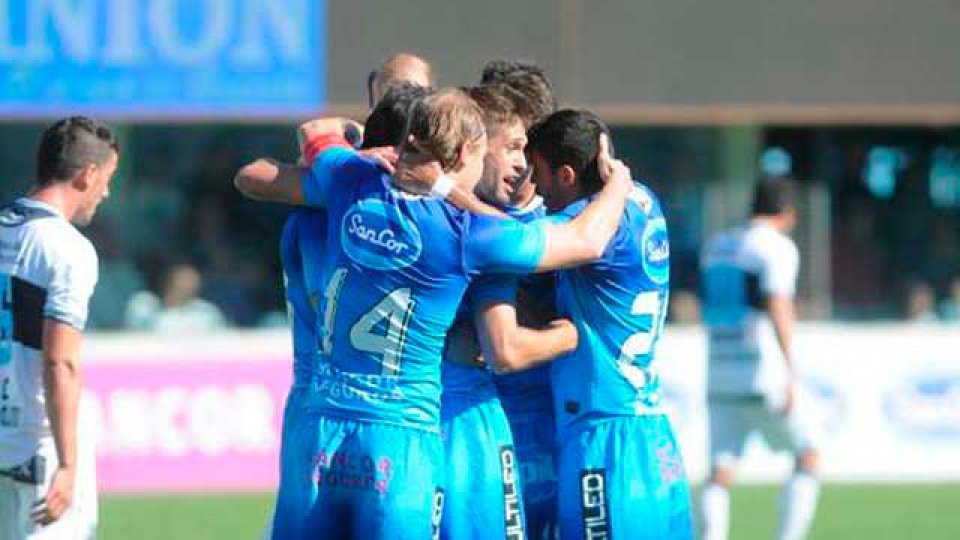 La Crema volvi&oacute; a festejar.