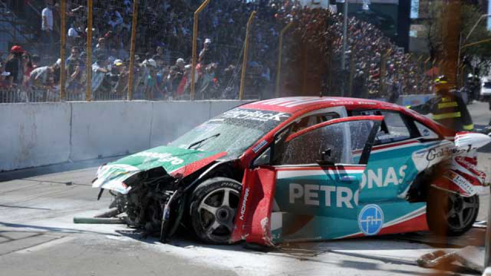 Así quedó el auto de Mariano Werner.