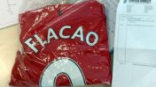 Insólito error del Manchester United en la camiseta de Falcao