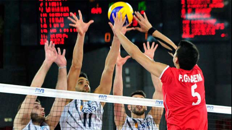 Argentina perdió con claridad ante Irán y quedó eliminado.