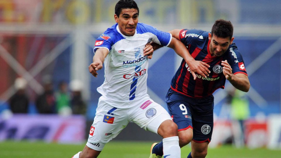 Consigui&oacute; su primera victoria en el Nuevo Gas&oacute;metro en el torneo.