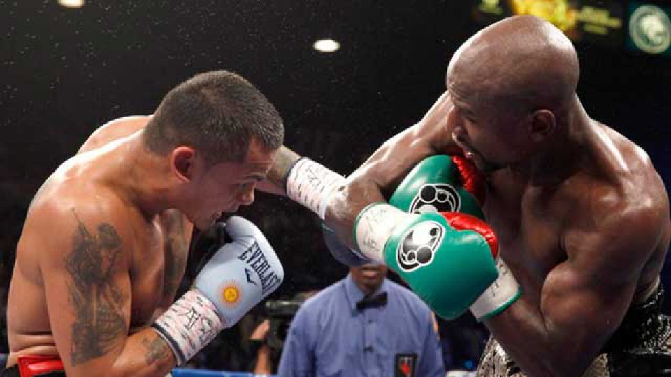 En Las Vegas, el norteamericano fue superior al argentino.