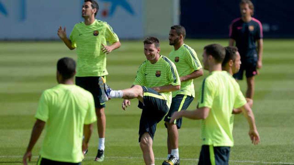 Messi inicia su camino a un nuevo récord en Barcelona.