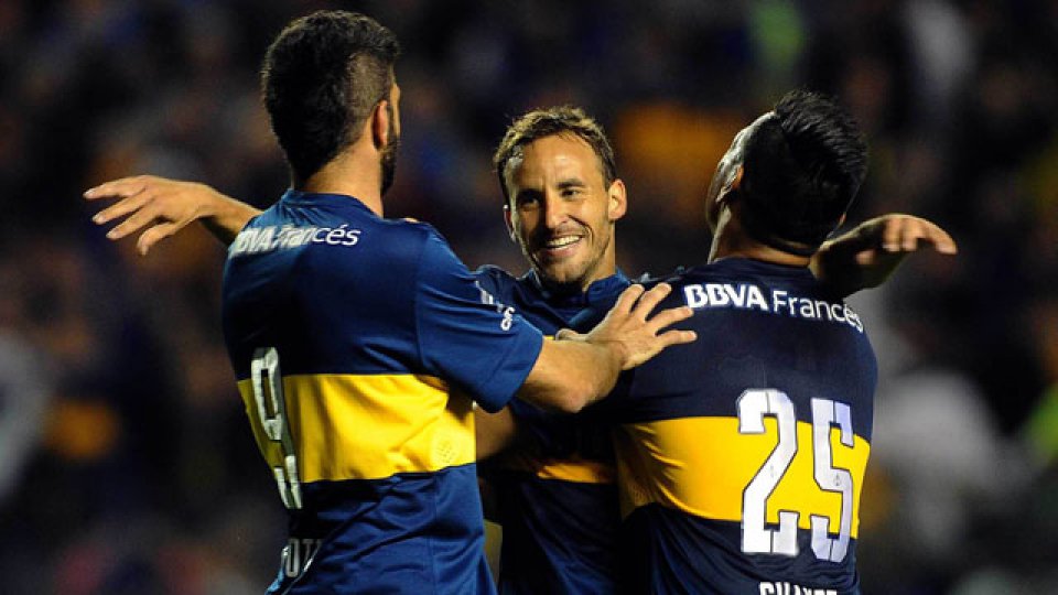 El chileno Fuenzalida marcó su primer gol en Boca.