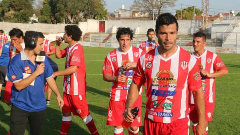 El Gato perdió por primera vez en el torneo.