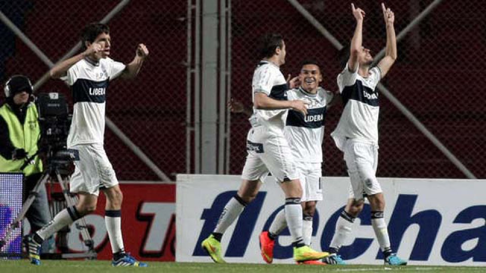 El Lobo sum&oacute; su segunda victoria en el torneo.