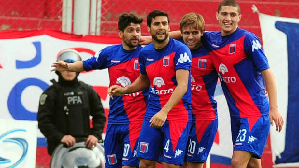 Tigre se hizo fuerte en su visita a Boedo.