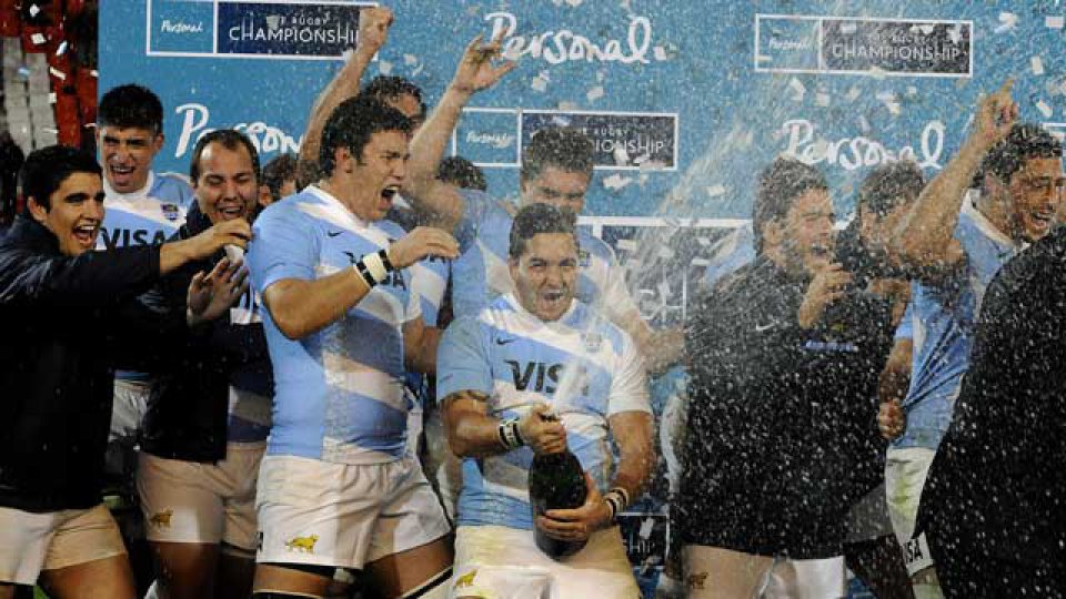 La algarab&iacute;a de Los Pumas en Mendoza.