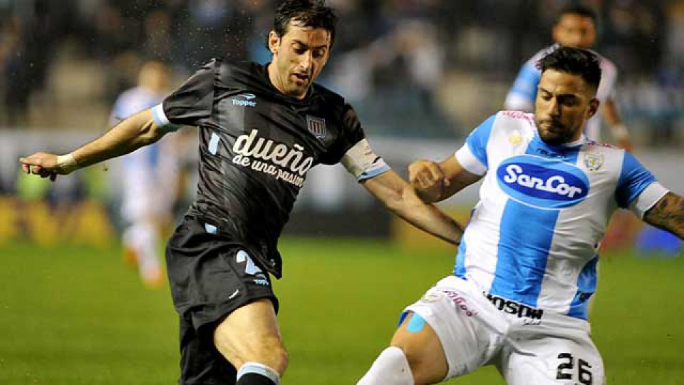 Atl&eacute;tico de Rafaela fren&oacute; el envi&oacute;n de Racing.