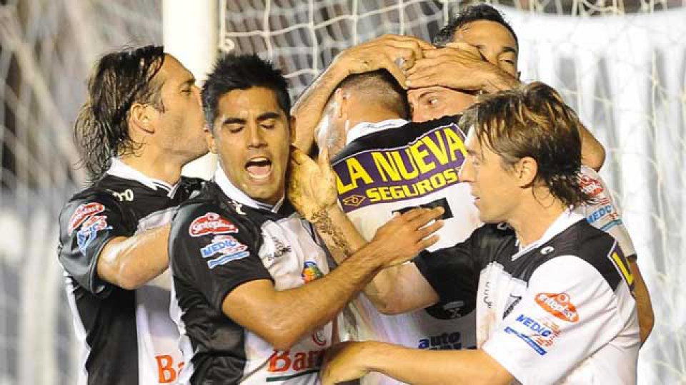 Caruso marcó de penal el tanto de All Boys.