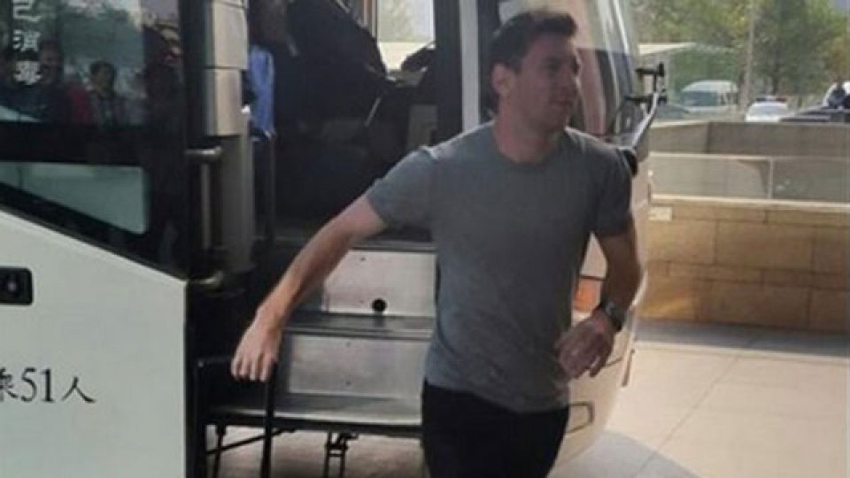 Lionel Messi al llegar a Beijing.