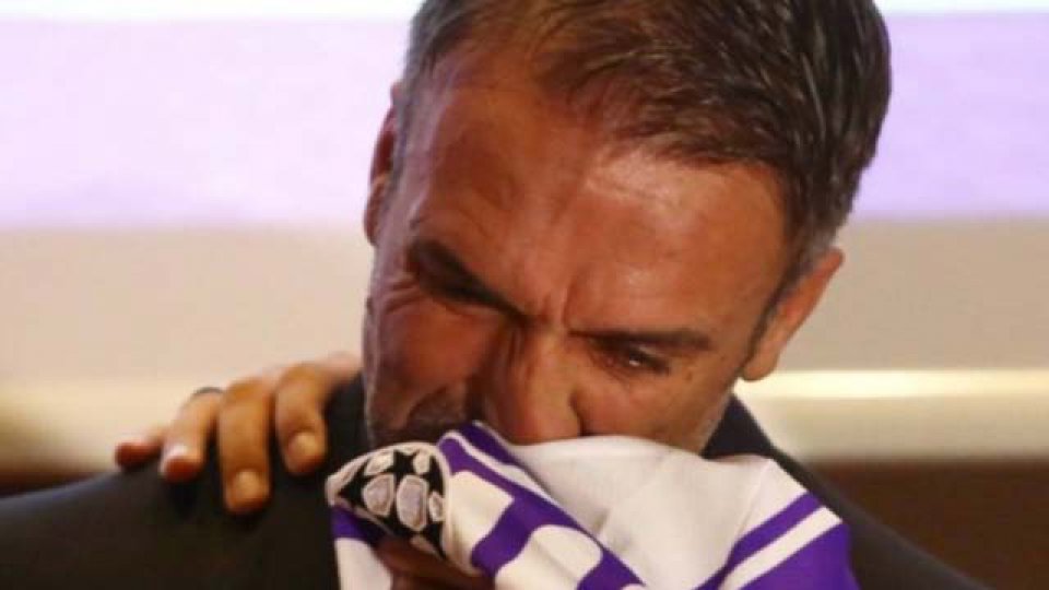 El Batigol se mostró muy emocionado por el reconocimiento.