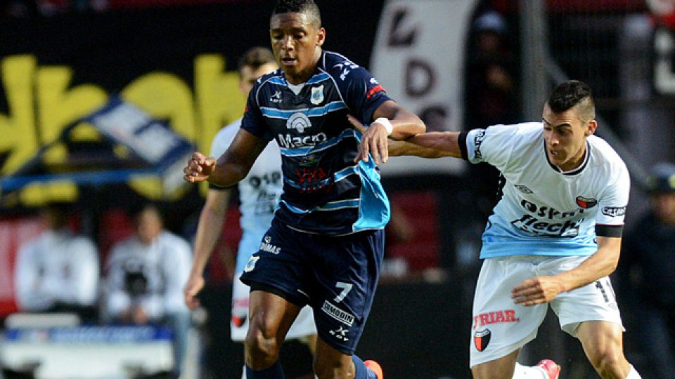 Ambos equipos continúan como escoltas de la zona.