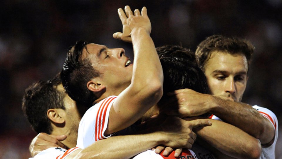 El mellizo le dio la victoria al Millonario.