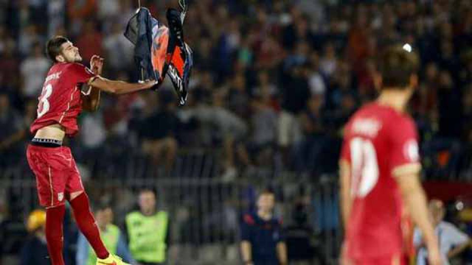 Apenas iban 41 minutos del primer tiempo cuando se comenzaron los incidentes.