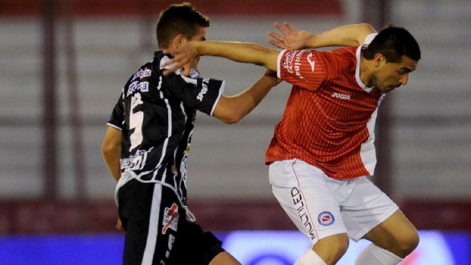 "La verdad, terminamos cansados", dijo JR luego del partido.