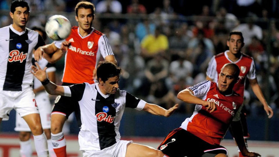 River ganó en Asunción por los octavos de la Sudamericana.