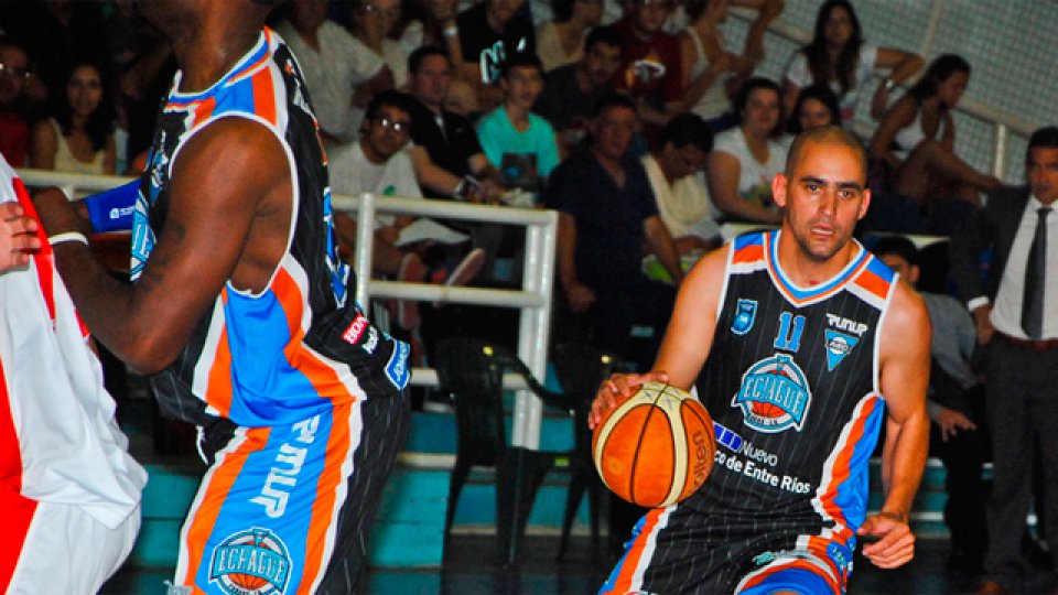 El debut menos esperado para el AEC.