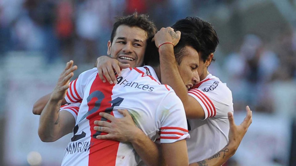 River sigue como puntero e invicto.
