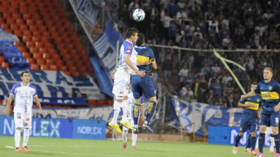El Bodeguero y el Xeneize protagonizaron un emocionante partido.