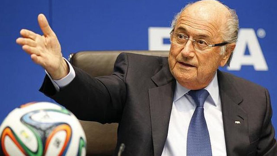 Blatter dice que el calendario será "dificil" de modificar, pero necesario.