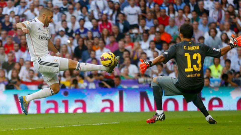 Benzema marc&oacute; el tercero del Real Madrid.