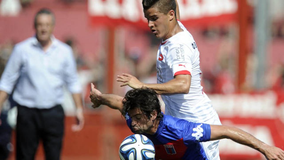 El Rojo se puso a dos unidades de River.