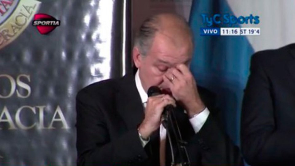Emocionado, as&iacute; se lo vio a Alejandro Sabella. (Captura TV)