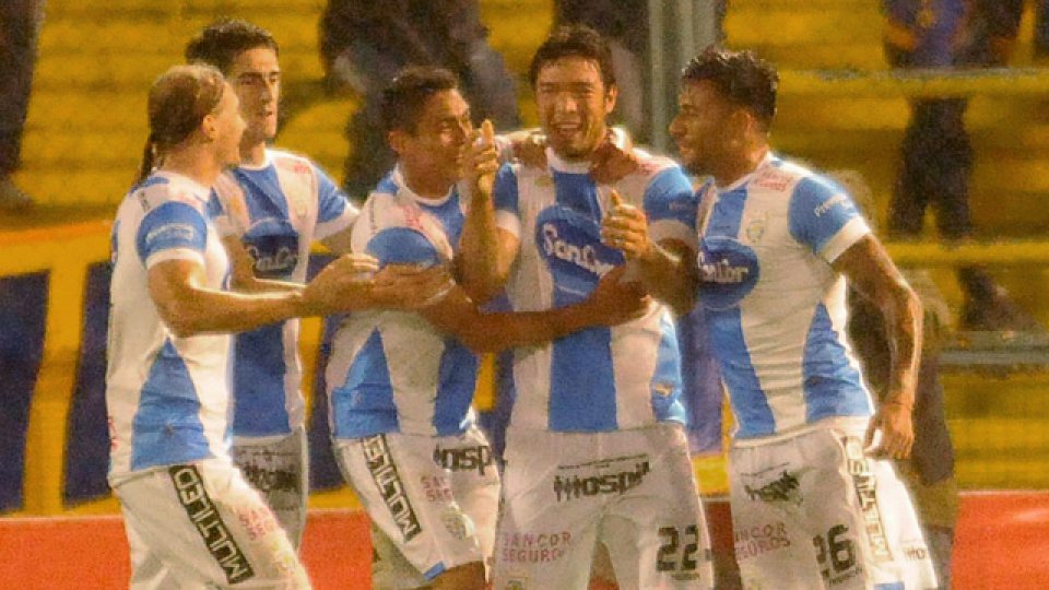 Importante triunfo de la Crema en Rosario.