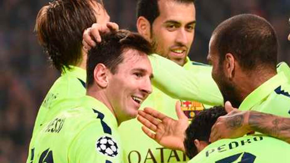 Messi metió el doblete con el que el Barcelona le ganó al Ajax