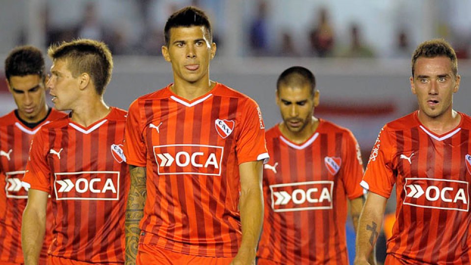 Dura derrota de Independiente.