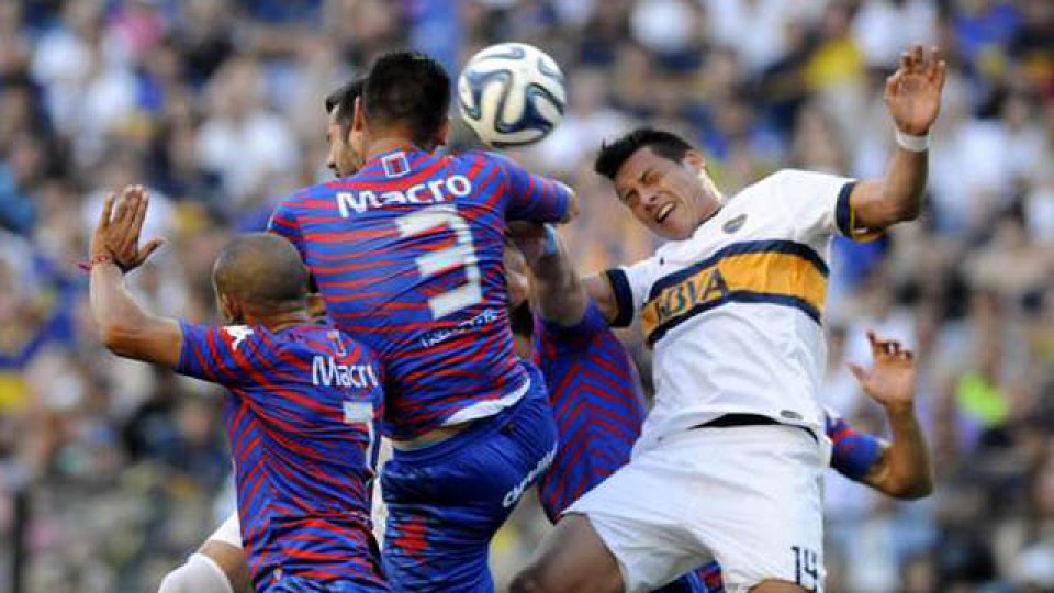 Boca piensa en la Sudamericana pero cumple en el torneo local.