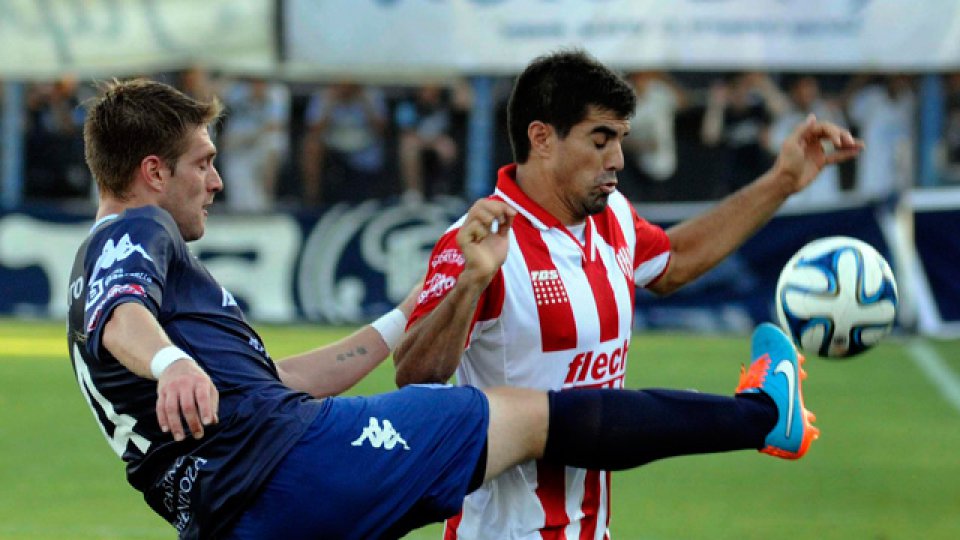 El Tatengue sigue como líder en su zona y acaricia el ascenso.