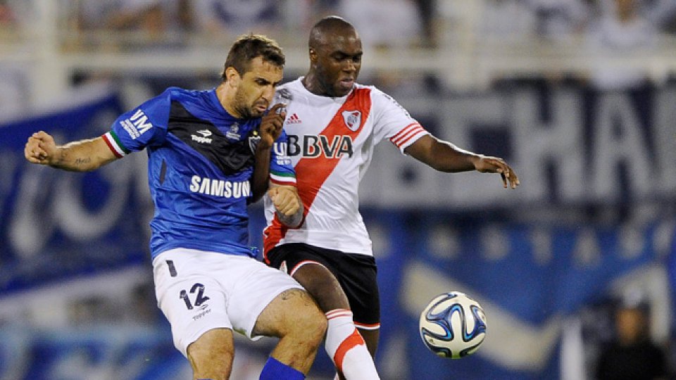 Con este empate River sigue solo en la punta del torneo con 32 unidades.