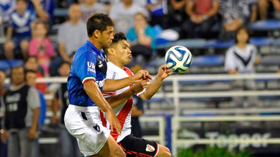 Con este empate River sigue solo en la punta del torneo con 32 unidades.