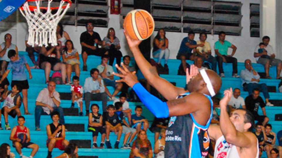 Echagüe le ganó a La Unión en el Luis Butta.