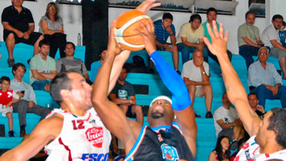 Echagüe le ganó a La Unión en el Luis Butta.