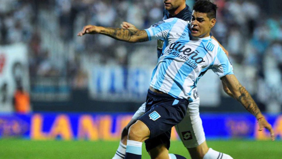 Racing llega a la punta del campeonato.