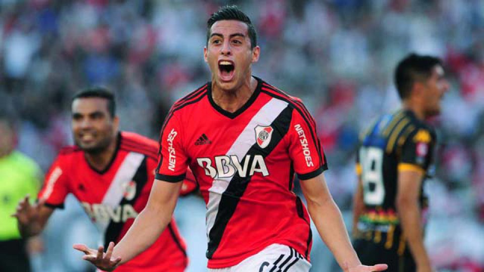 Funes Mori, de cabeza, abrió el marcador en el Monumental.