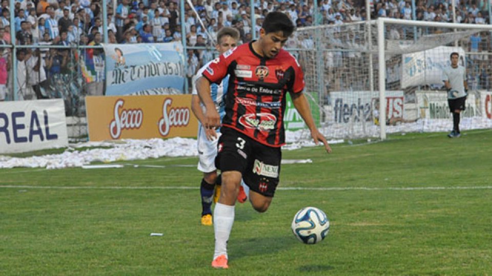 Patronato viene de igualar sin goles ante Atlético Tucumán.