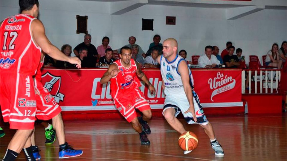Echagüe no pudo con La Unión y perdió 85 a 78.