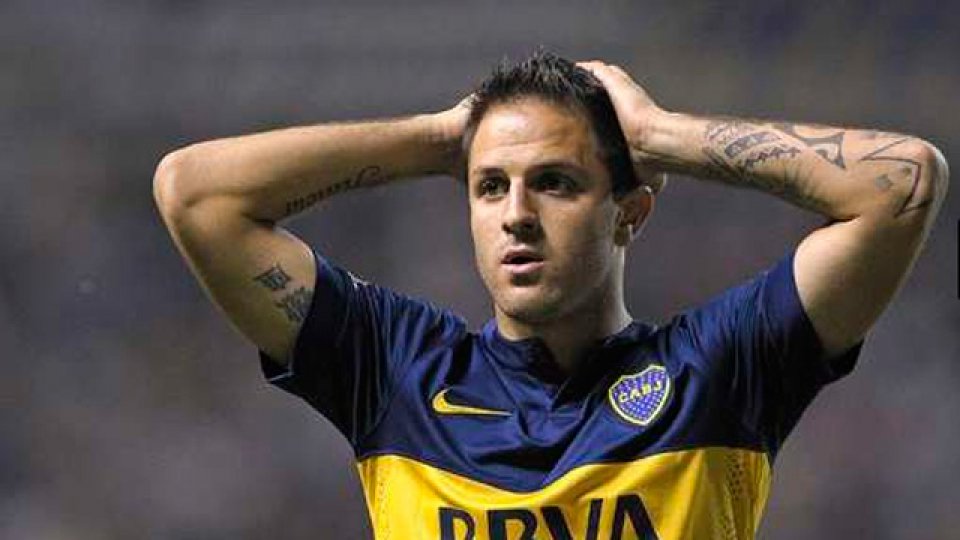 Juan Manuel Martínez dejó la cancha a la media hora de juego.