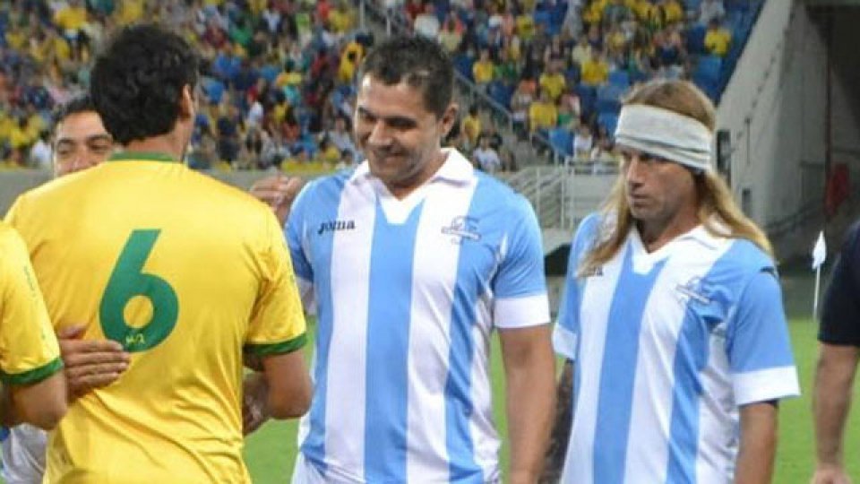 Cordone entró con la 7 en lugar de Caniggia.