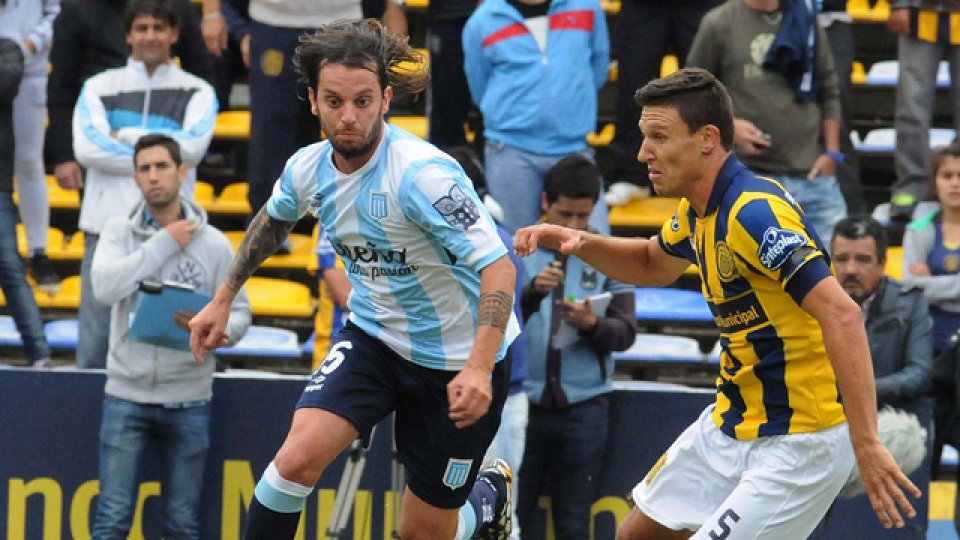 Racing gan&oacute; en Rosario y qued&oacute; a un paso del t&iacute;tulo.