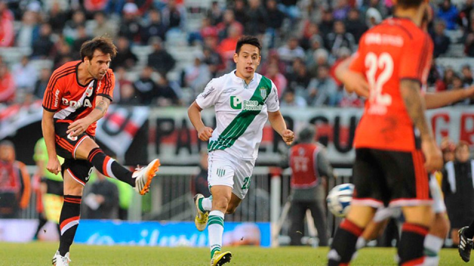 Gran victoria de River para seguir con vida en el campeonato.