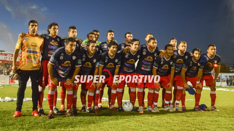 Atlético Paraná superó por 2-0 a Sportivo Patria de Formosa.