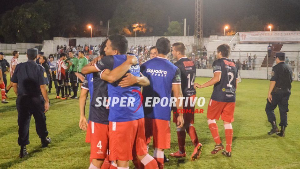 Atlético Paraná superó por 2-0 a Sportivo Patria de Formosa.